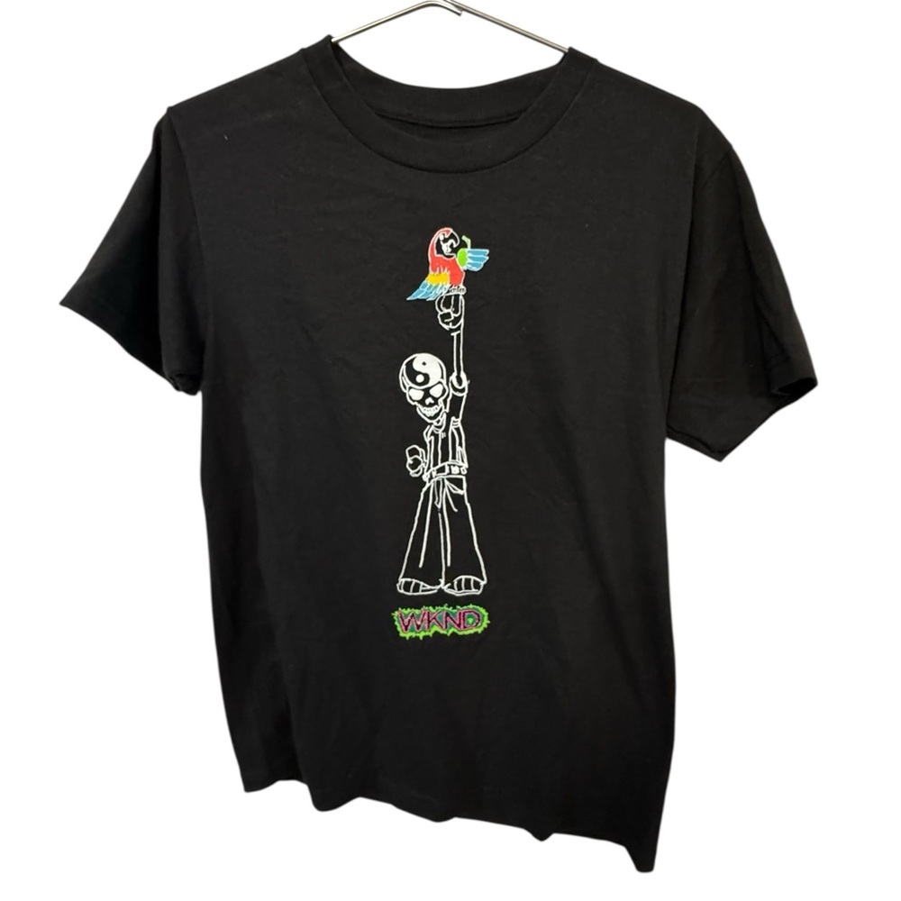 The WKND Skate Black Yin Yang Parrot Skelton Men’s S T-Shirt MINTY
